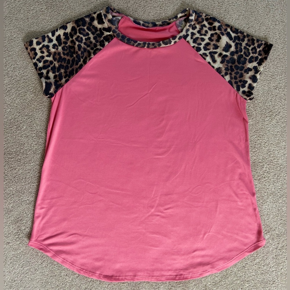 Leopard Sleeve Pink Tee